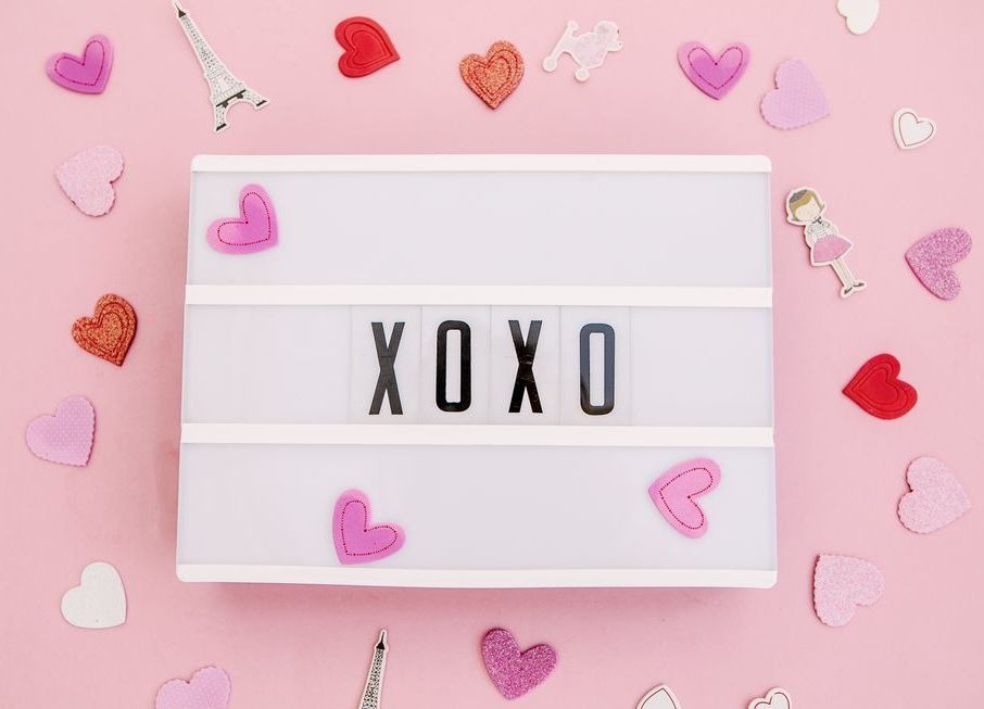 x's and o's in a lightbox spelling out the valendtine's day message xoxo, meaning hugs and kisses