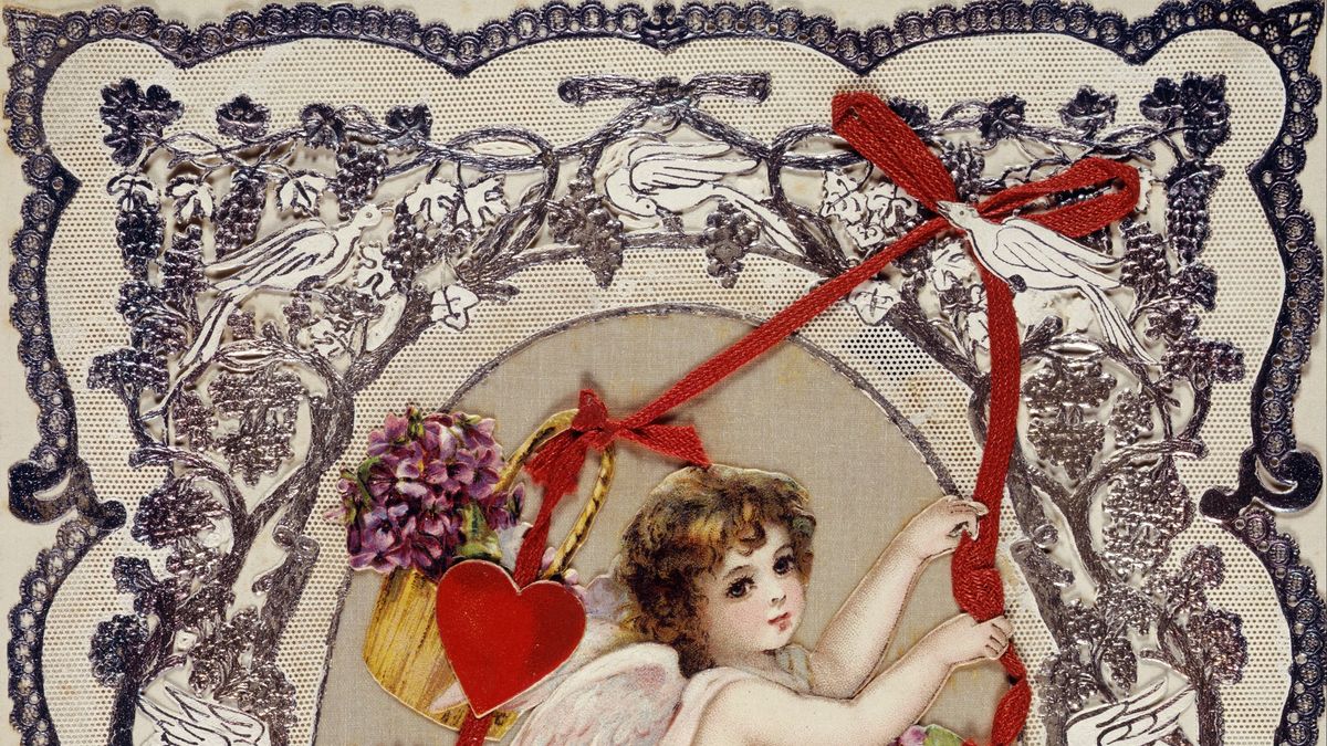 History Of Valentine's Day: When Was It First Celebrated, & When Was The  First Card?
