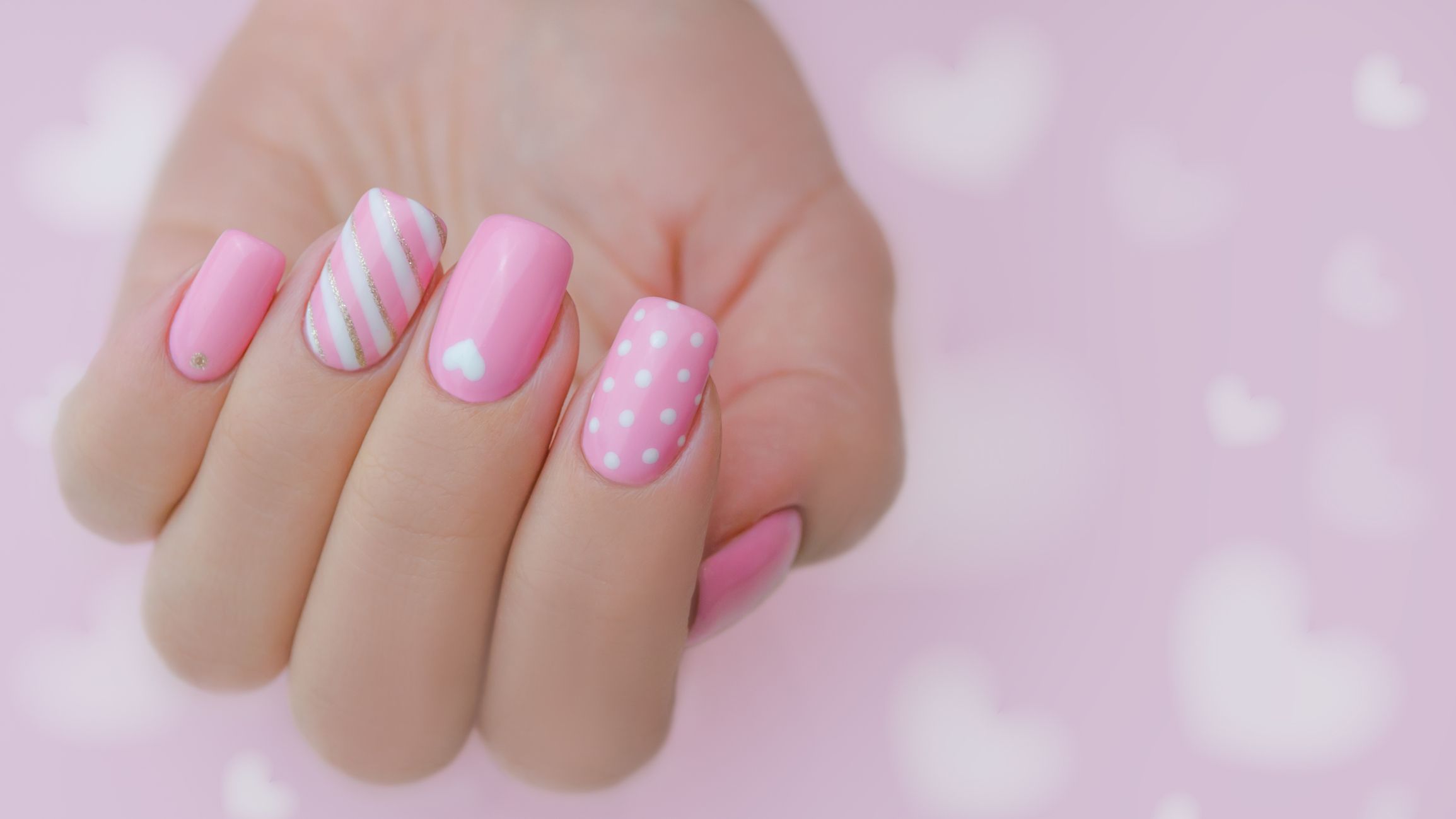 Nail Art Step by Step: Lovely Checkerboard Valentine's Nails