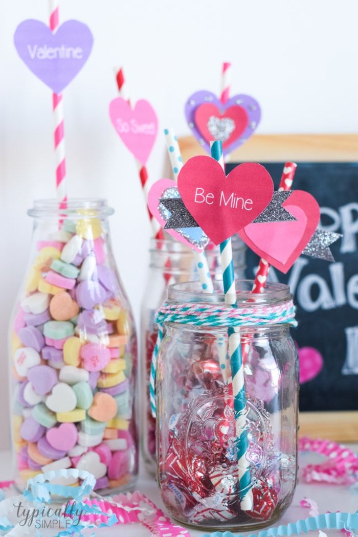 10 Easy Valentine's Day DIY Decorating, Food, and Gift Ideas  Diy  valentines day wreath, Valentine's day diy, Valentine crafts for kids