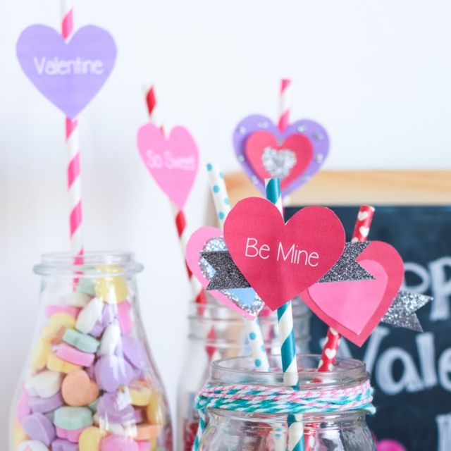 25 Easy Valentine's Day Crafts for Kids  Valentine craft kids easy, Easy valentine  crafts, Valentine crafts for kids