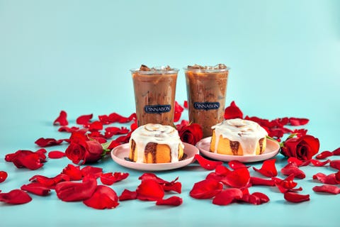 valentines day restaurant specials, cinnabon