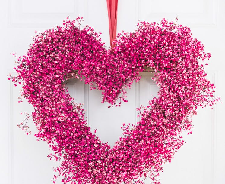 babys breath heart valentines day wreath