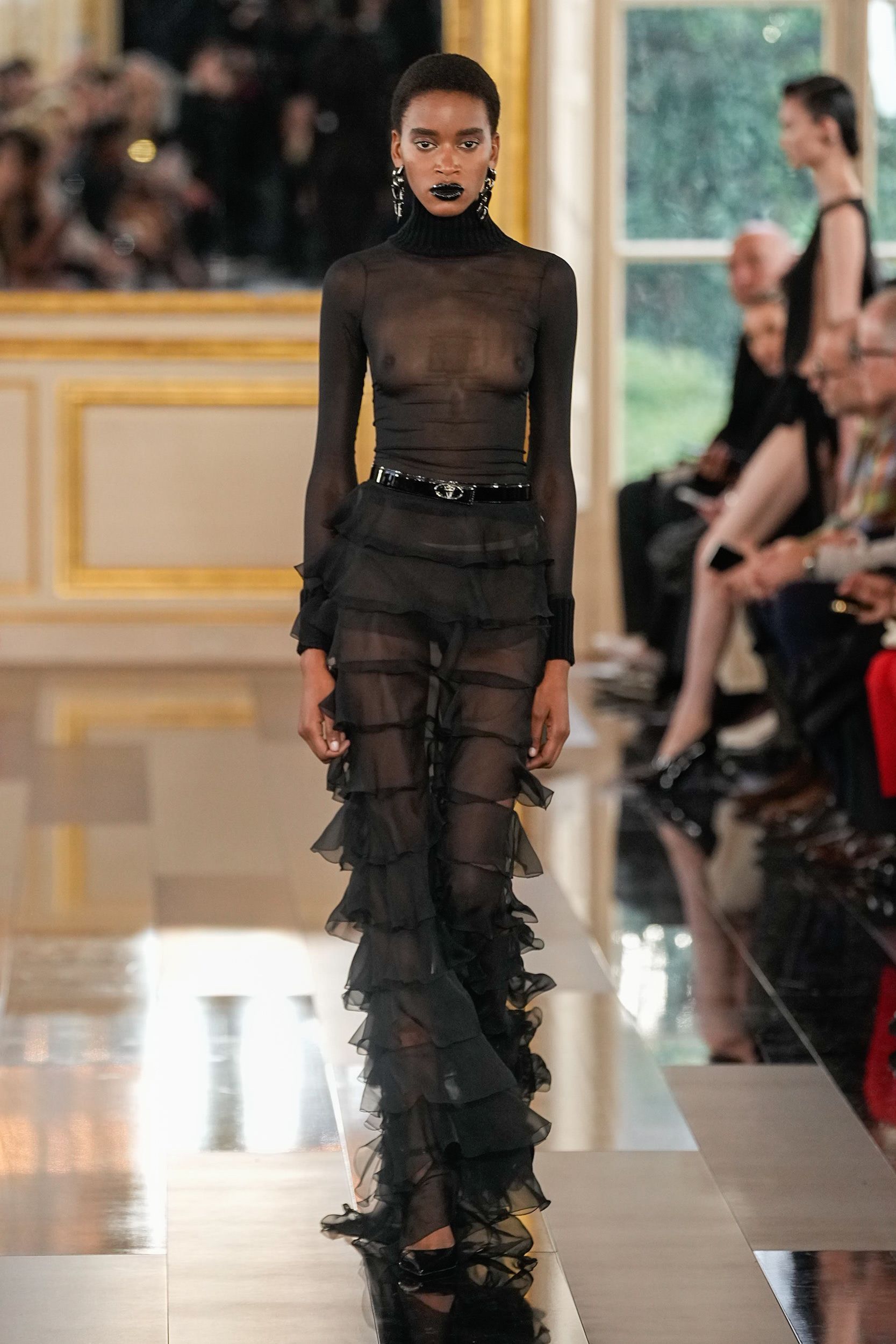 Paris Fashion Week: Balenciaga, Comme des Garçons, Valentino Paris Fashion Week: Balenciaga, Comme des Garçons, Valentino