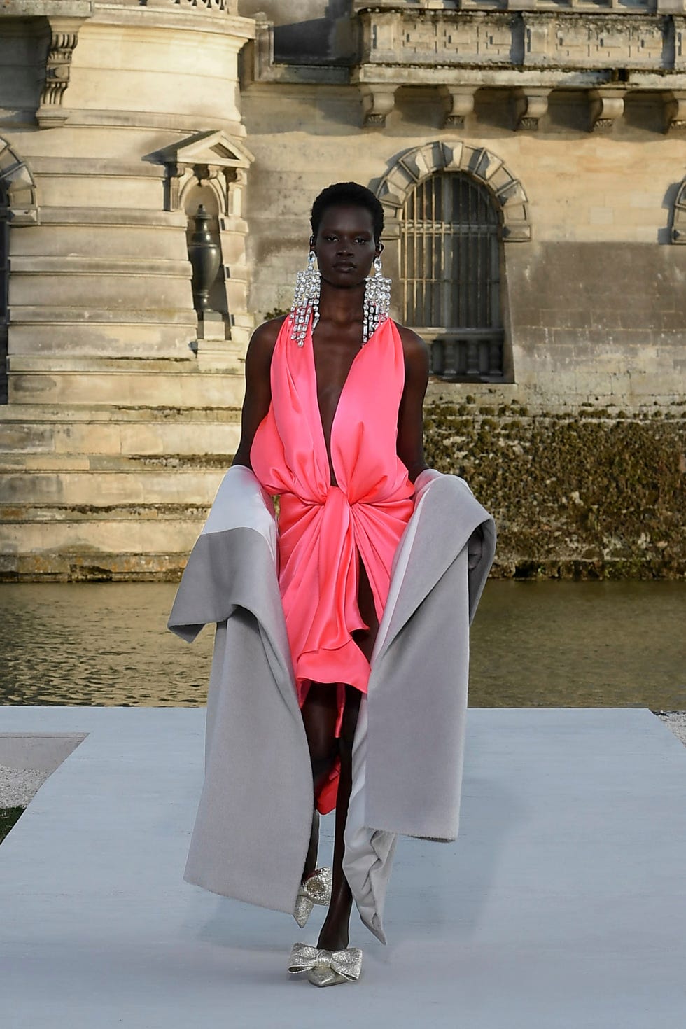 Sfilata Valentino Haute Couture Autunno Inverno 2023 2024 foto
