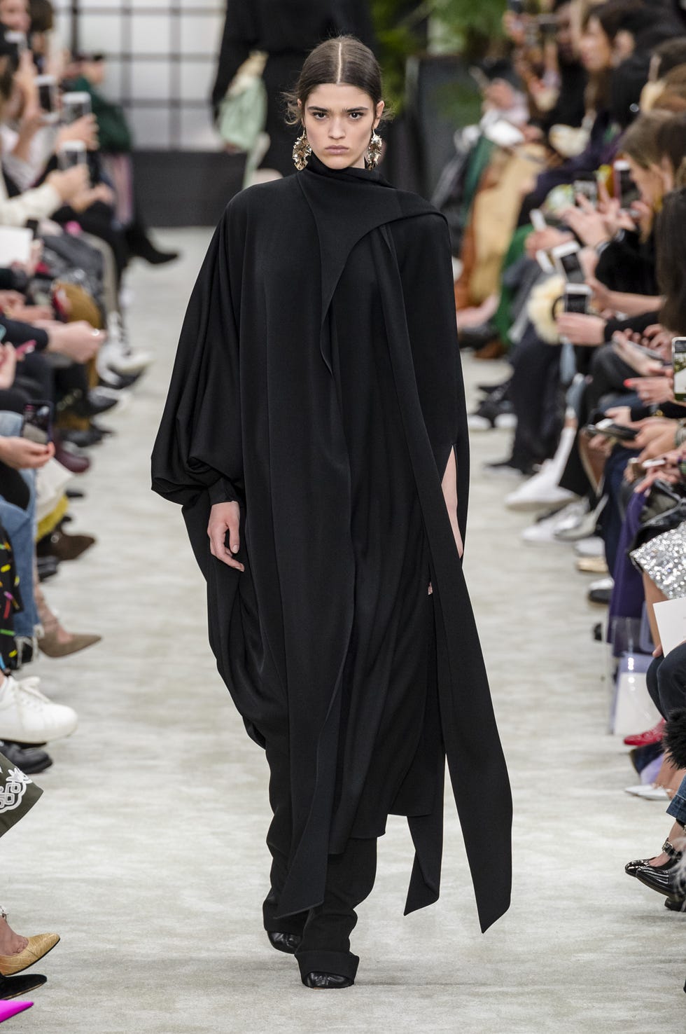 67 Looks From Valentino Fall 2018 PFW Show – Valentino Runway at Paris ...