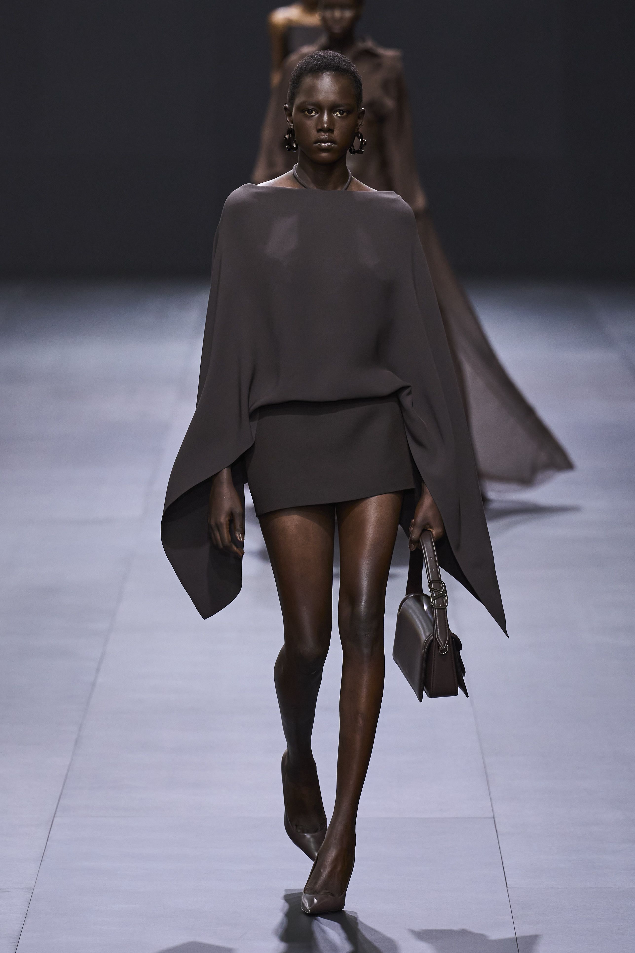 ヴァレンティノ(VALENTINO)」2023春夏コレクション ヴァレンティノ(VALENTINO)」2023春夏コレクション