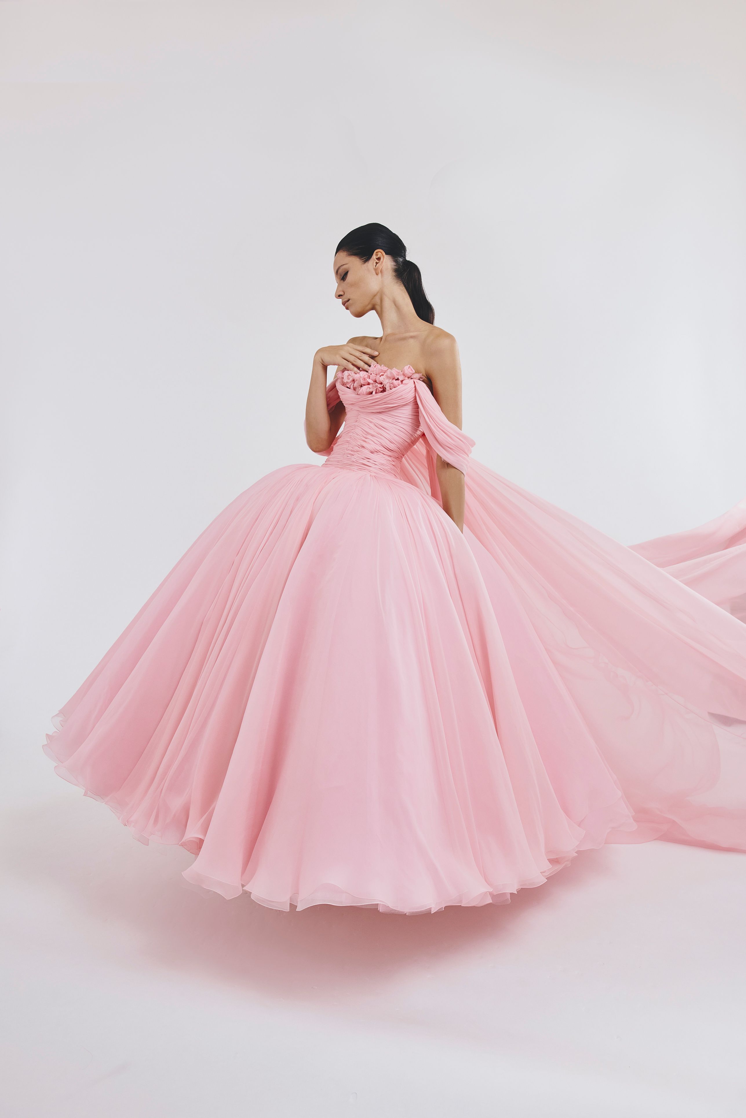ジャンバティスタ ヴァリ（GIAMBATTISTA VALLI）2024春夏