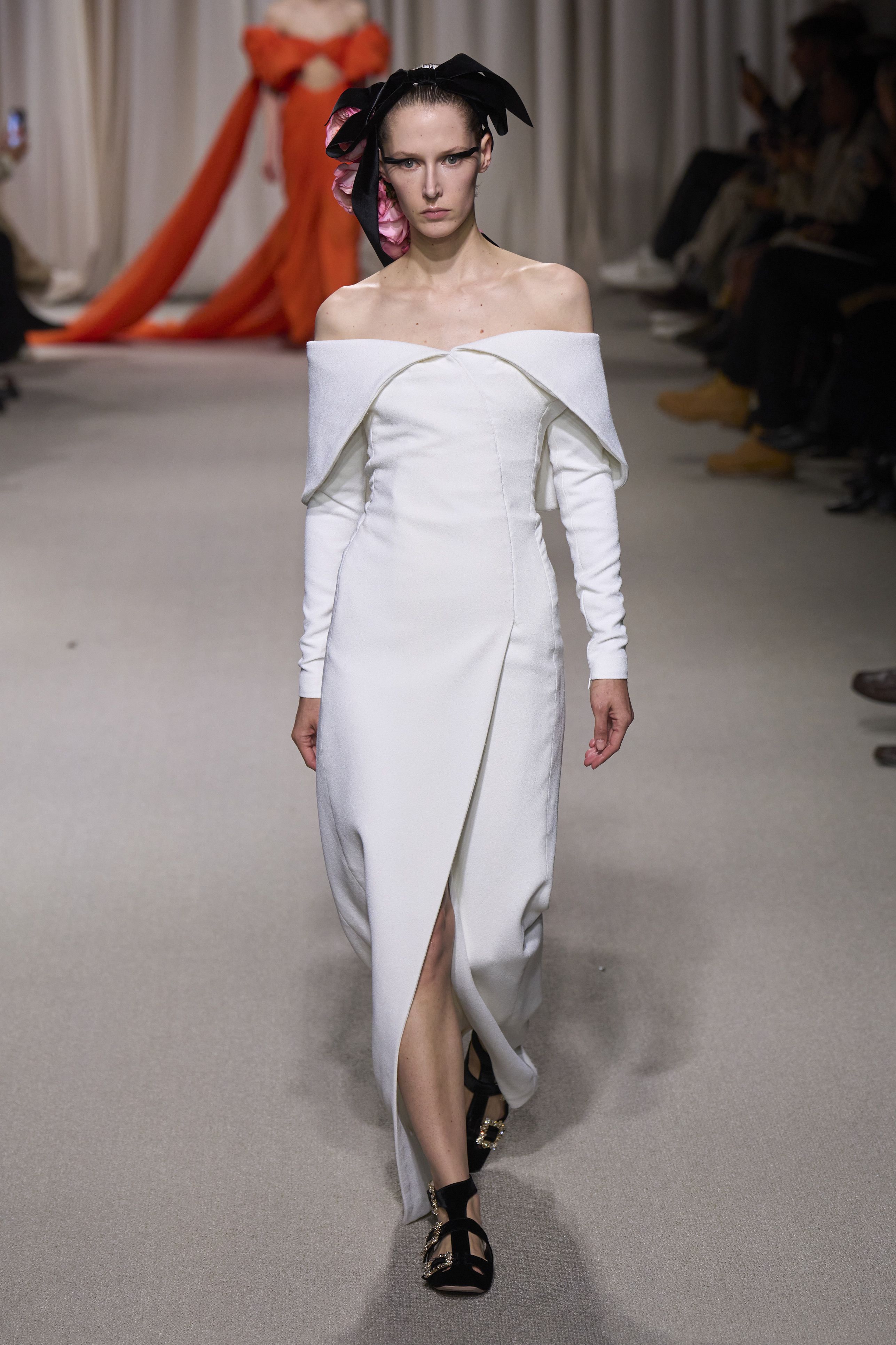 ジャンバティスタ ヴァリ（GIAMBATTISTA VALLI）2024春夏