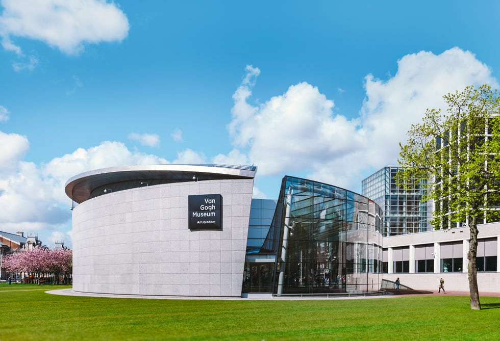 van gogh museum, museumplein in amsterdam, netherlands