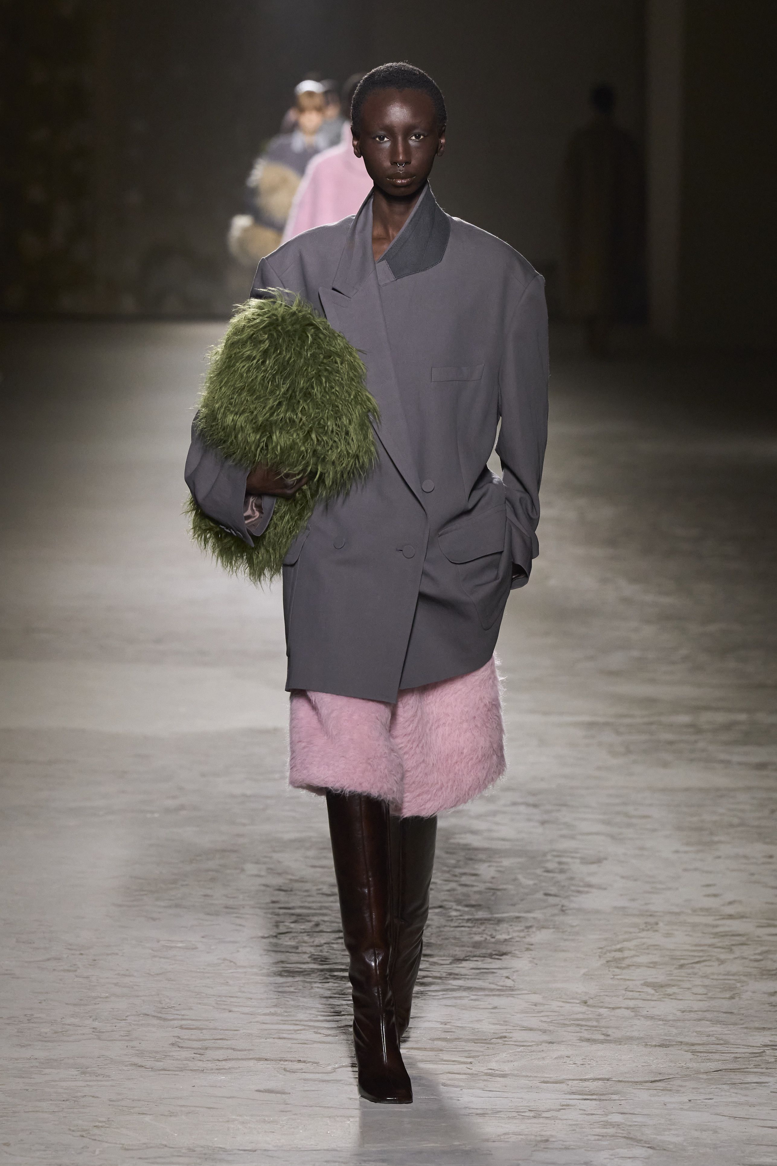 ドリス ヴァン ノッテン（DRIES VAN NOTEN）2024-25秋冬