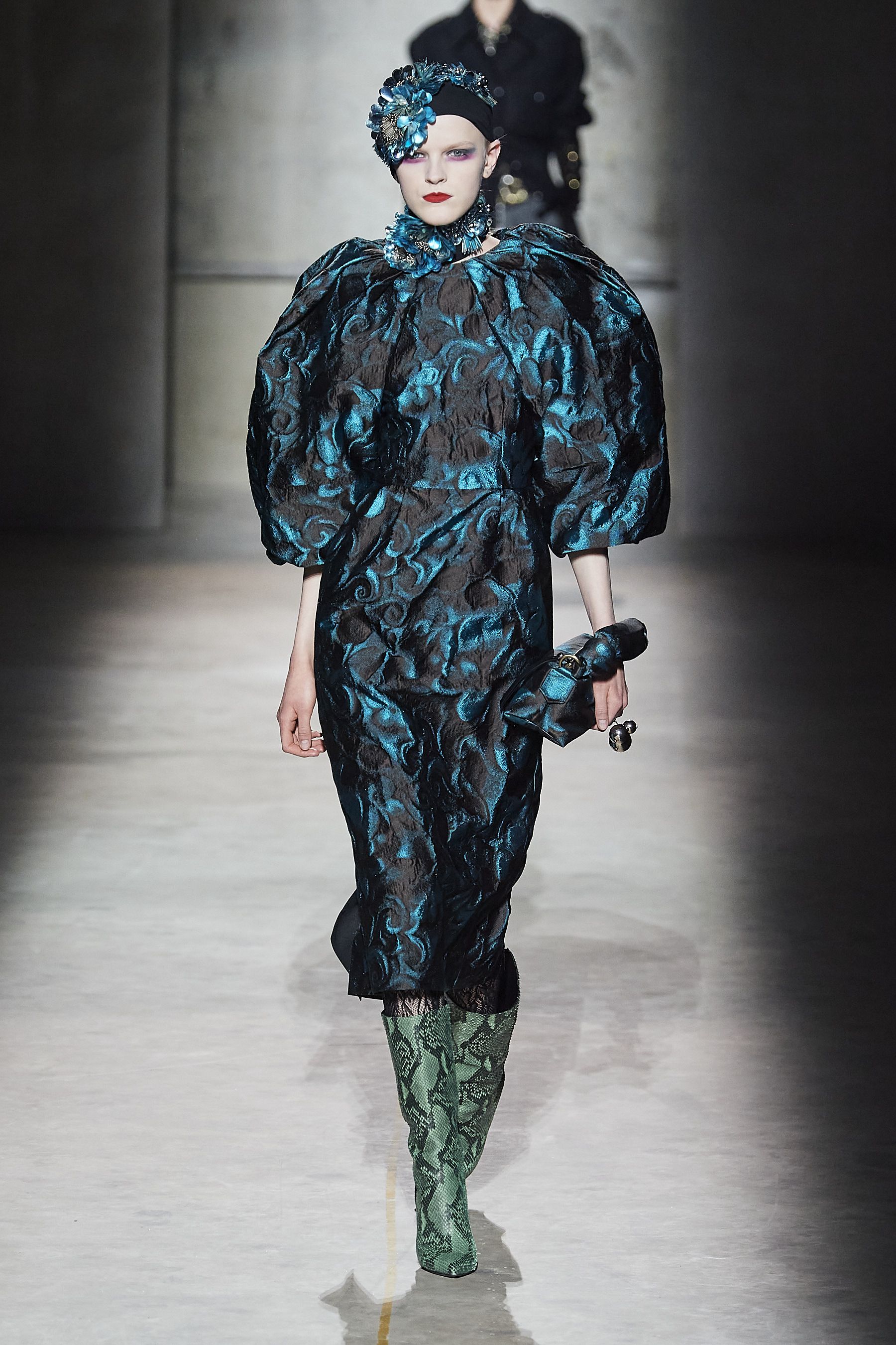 Dries Van Noten Spring 2005 Ready-to-Wear Collection | Vogue