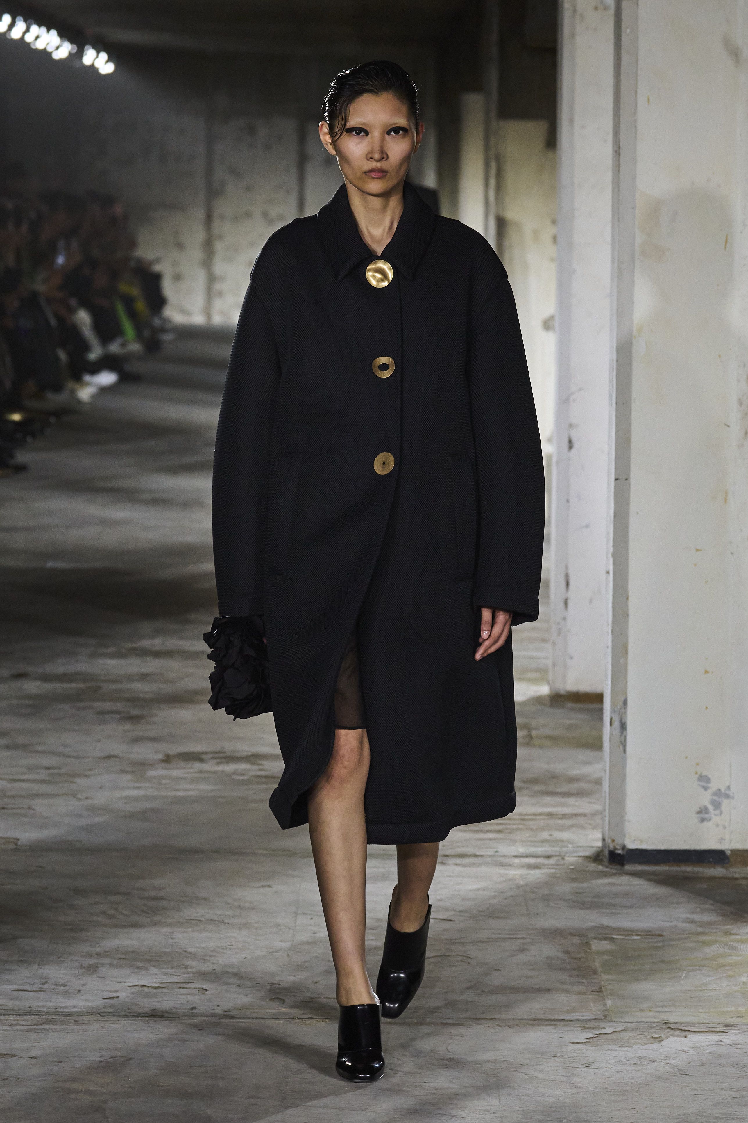 新しいスタイル ドリス ヴァン ノッテン（DRIES VAN NOTEN）」2023春夏 ベスト+ジレ