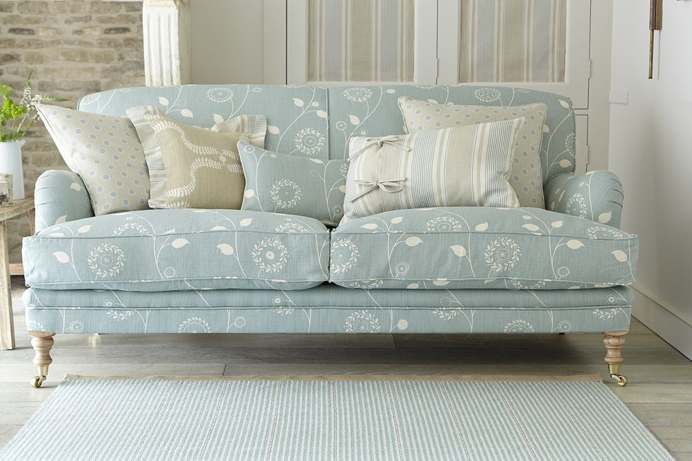 Vanessa Arbuthnott's top tips for picking out a sofa