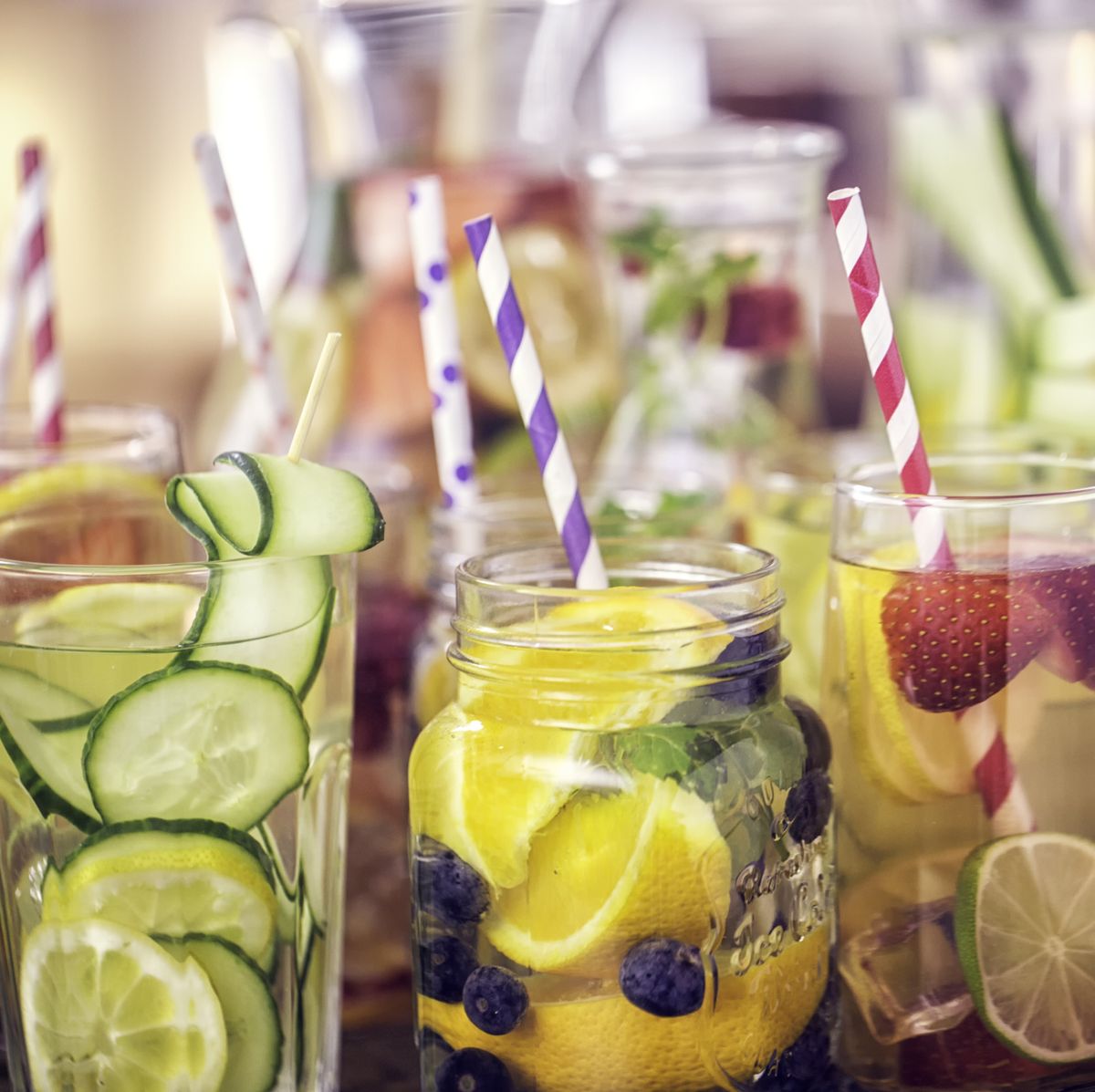 11 Best Fruit Infuser Water Bottles In 2023, Expert-Approved