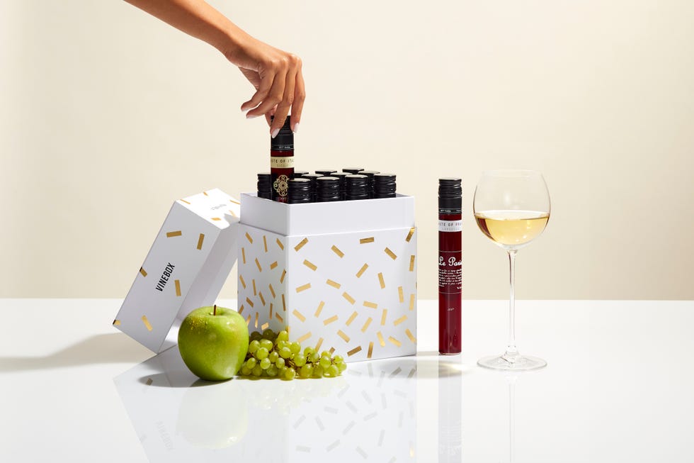 Liqueur, Drink, Distilled beverage, Alcoholic beverage, Bottle, Still life photography, Alcohol, Fruit, Cointreau, Vodka, 