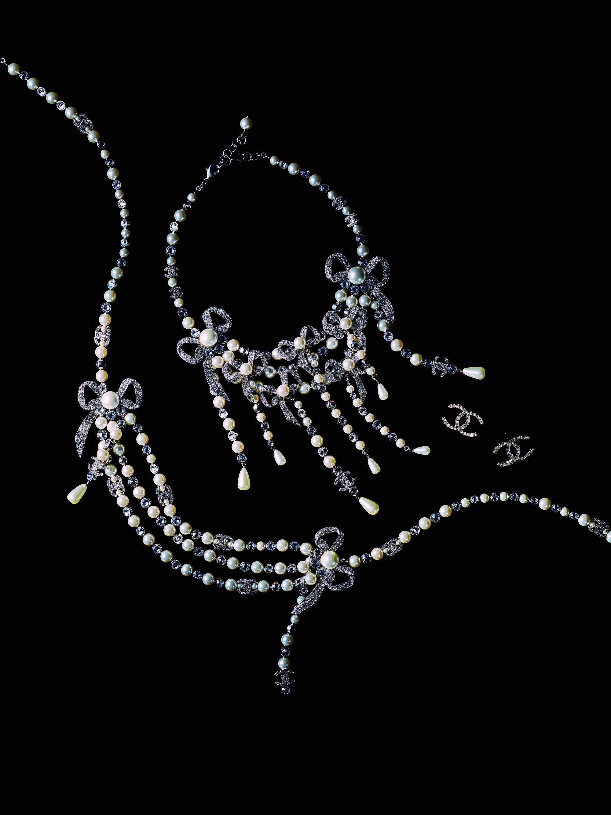 【25A♡最新作】CHANEL メティエダール イヤリング 可愛いお花のデザイン◎【CHANEL】ピアス (CHANEL/ピアス