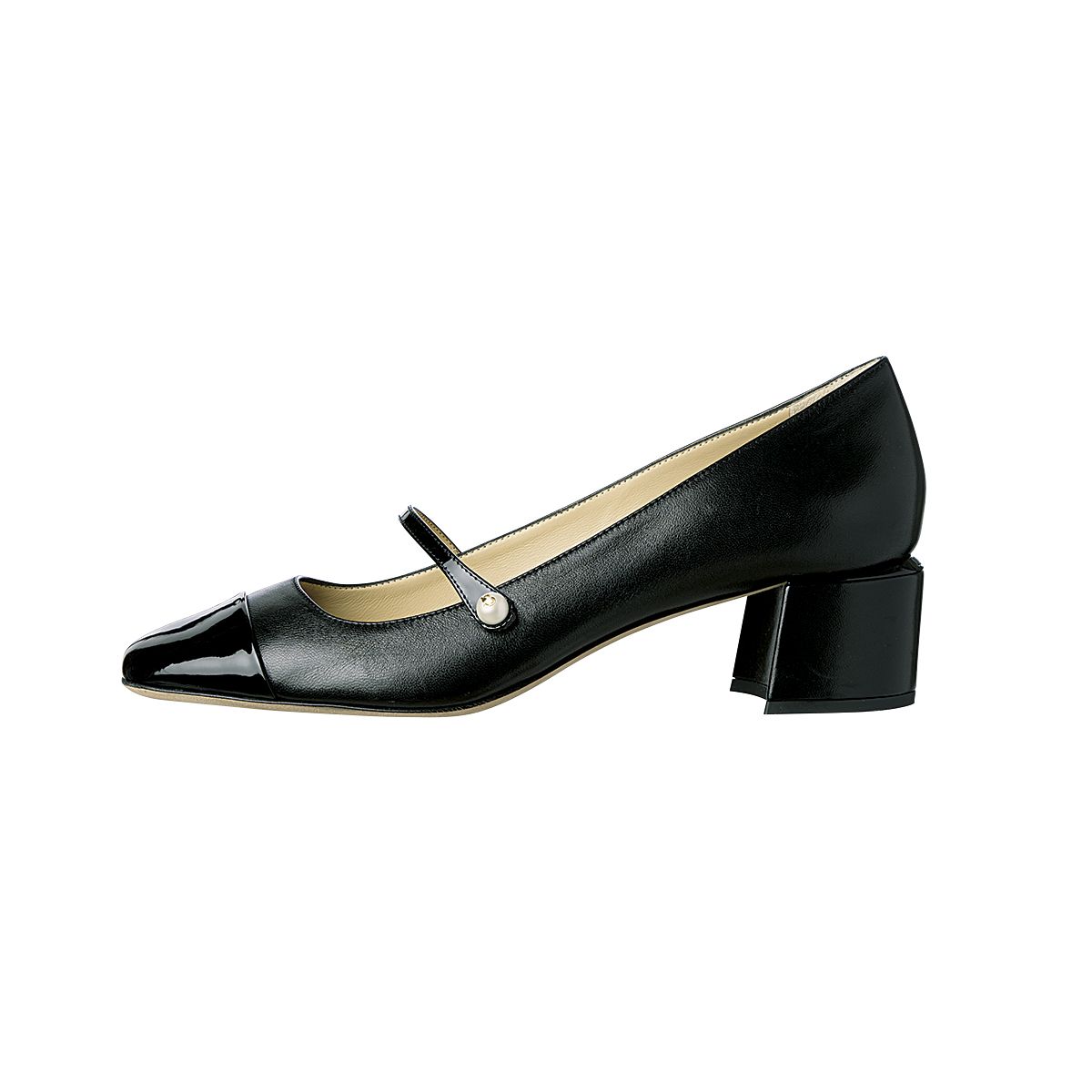 ALAIA ブラック フラットシューズ　プラダ　ジミーチュウ ALAIA ブラック フラットシューズ プラダ ジミーチュウ