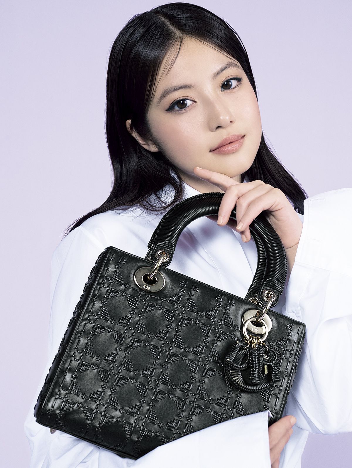 今田美桜が出合うディオール フォール コレクション