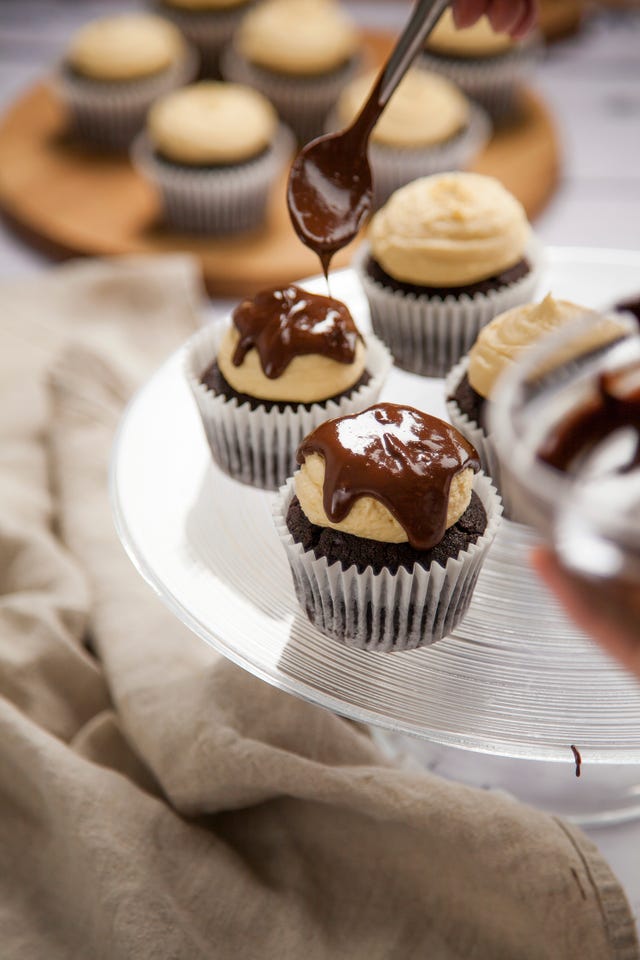 best vegan cake and dessert recipes vegan cupcakes