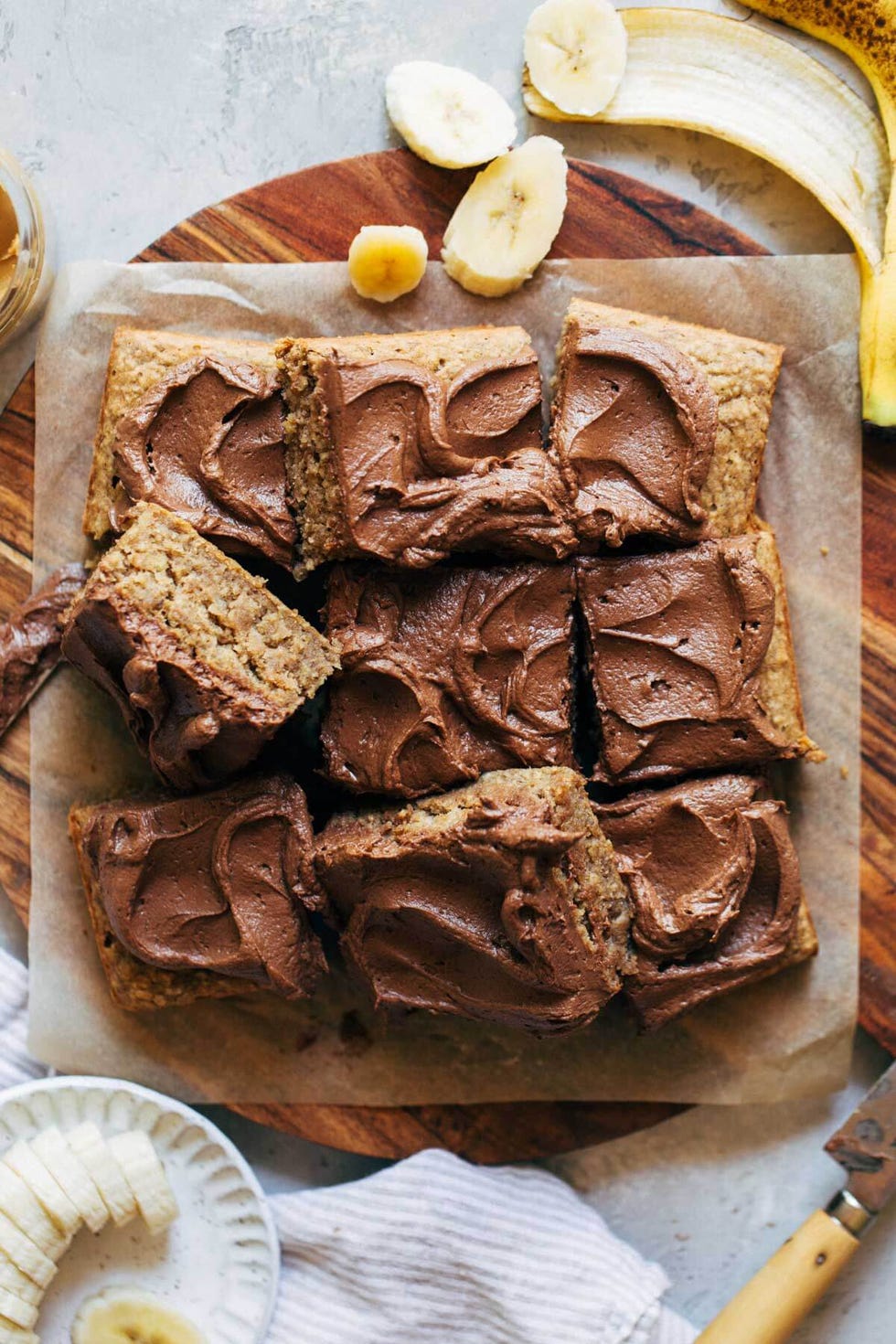 vegan banana cake with peanut butter chocolate frosting