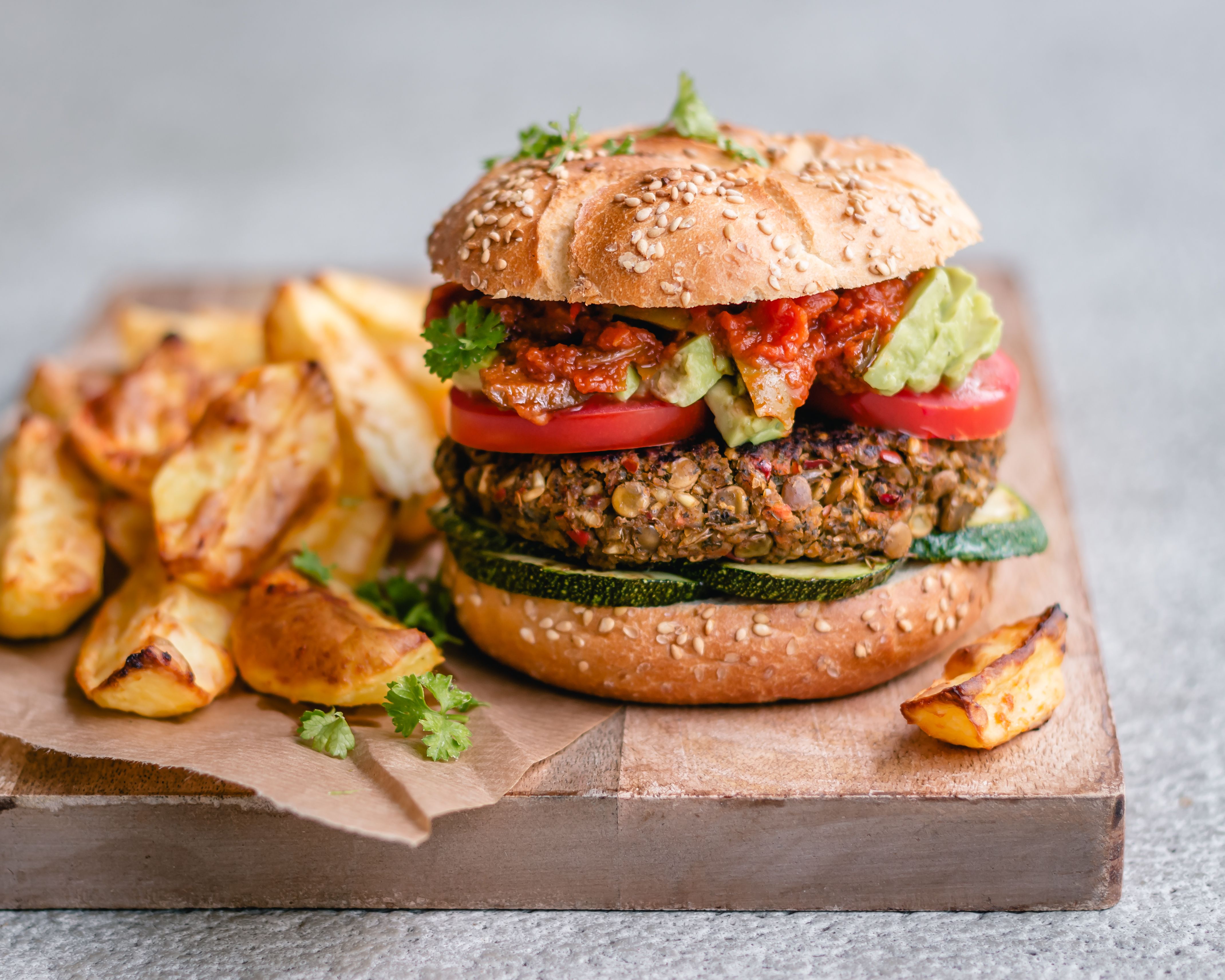 Burger di lenticchie: la ricetta dei panini con maionese alle erbe