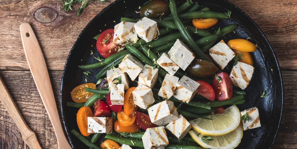 vegan meal, healthy green beans salad with grilled tofu