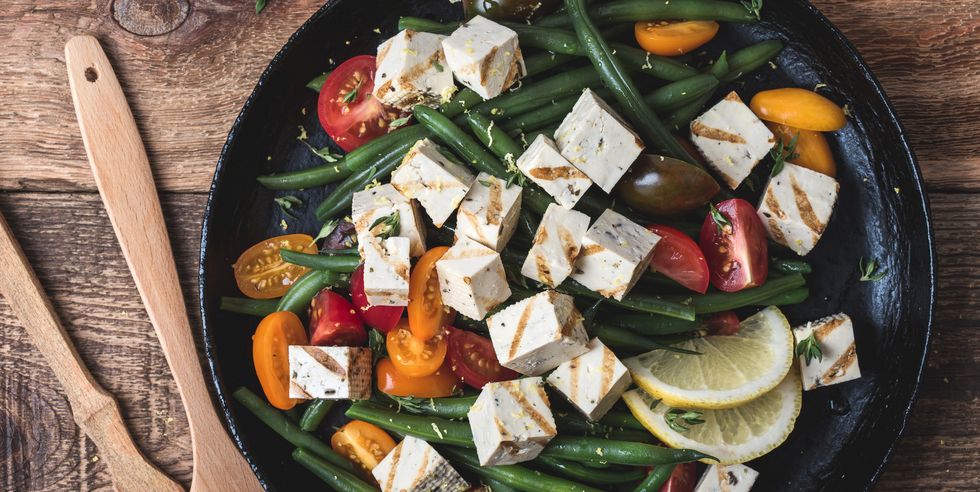 vegan meal, healthy green beans salad with grilled tofu