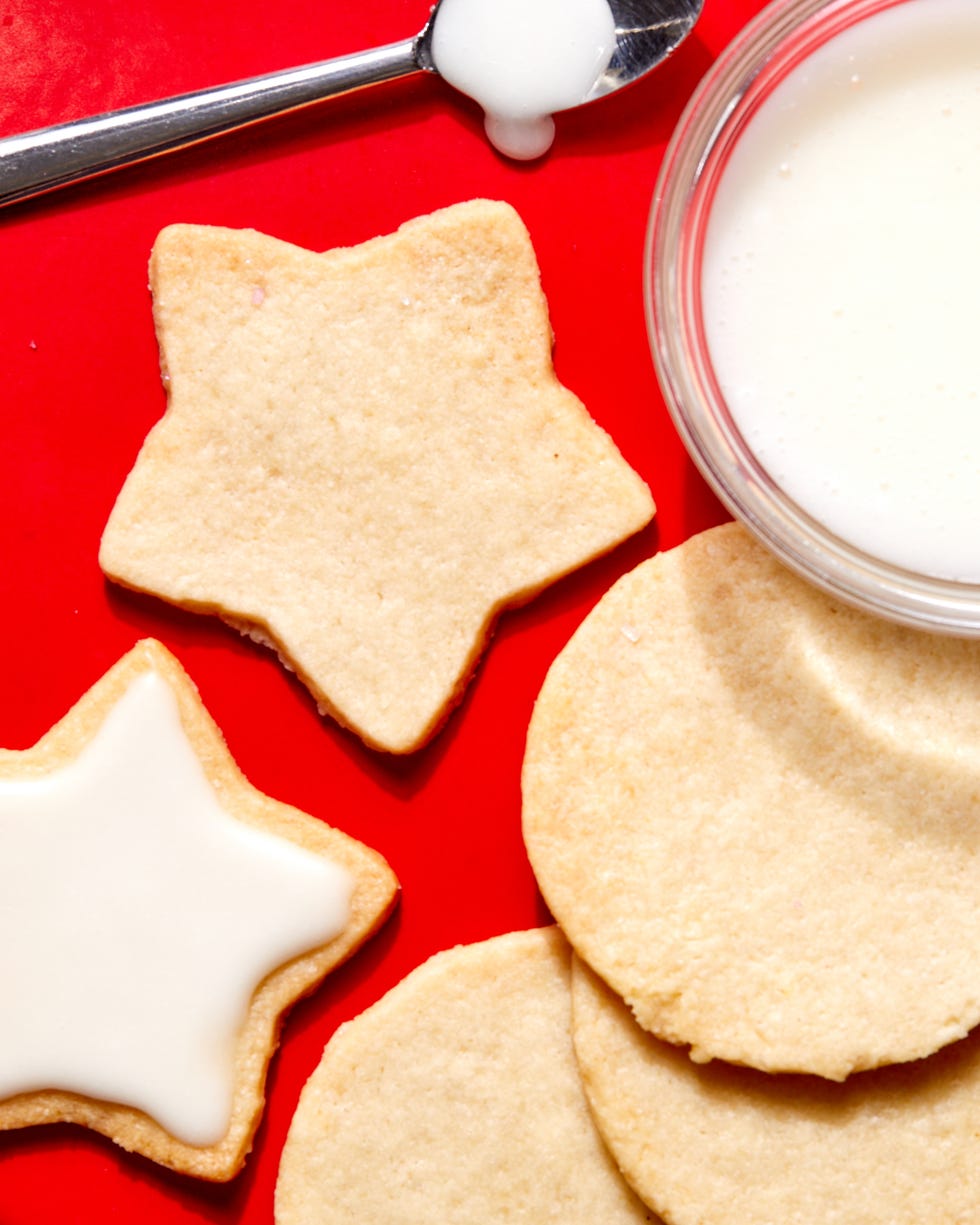 vegan sugar cookies iced and topped with sprinkles