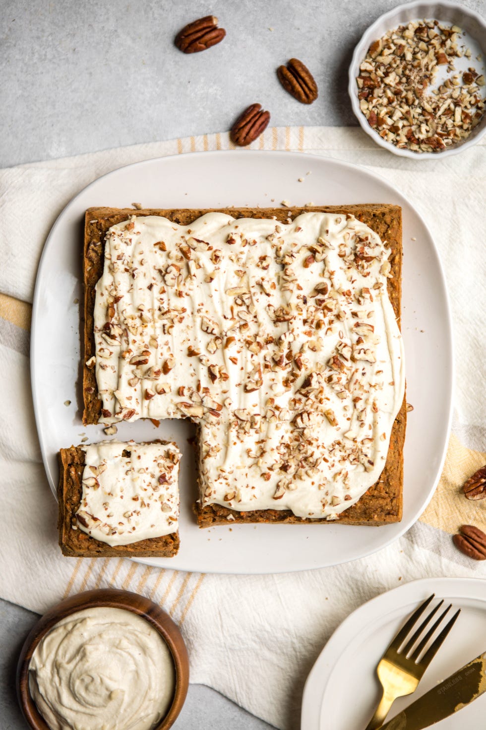 Vegan Thanksgiving Desserts - Carrot Cake
