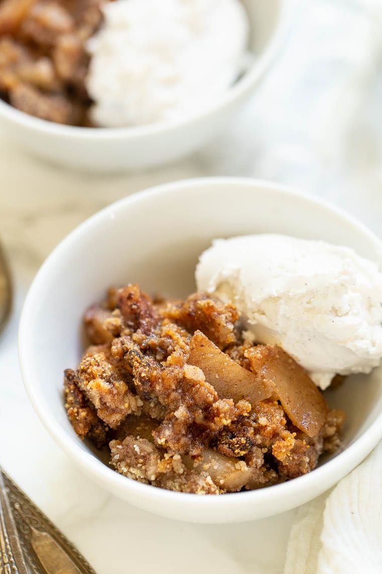Vegan Thanksgiving Desserts - Grain-Free Apple Crisp