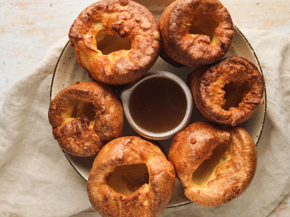 Yorkshire Pudding (VIDEO) - Savor the Best