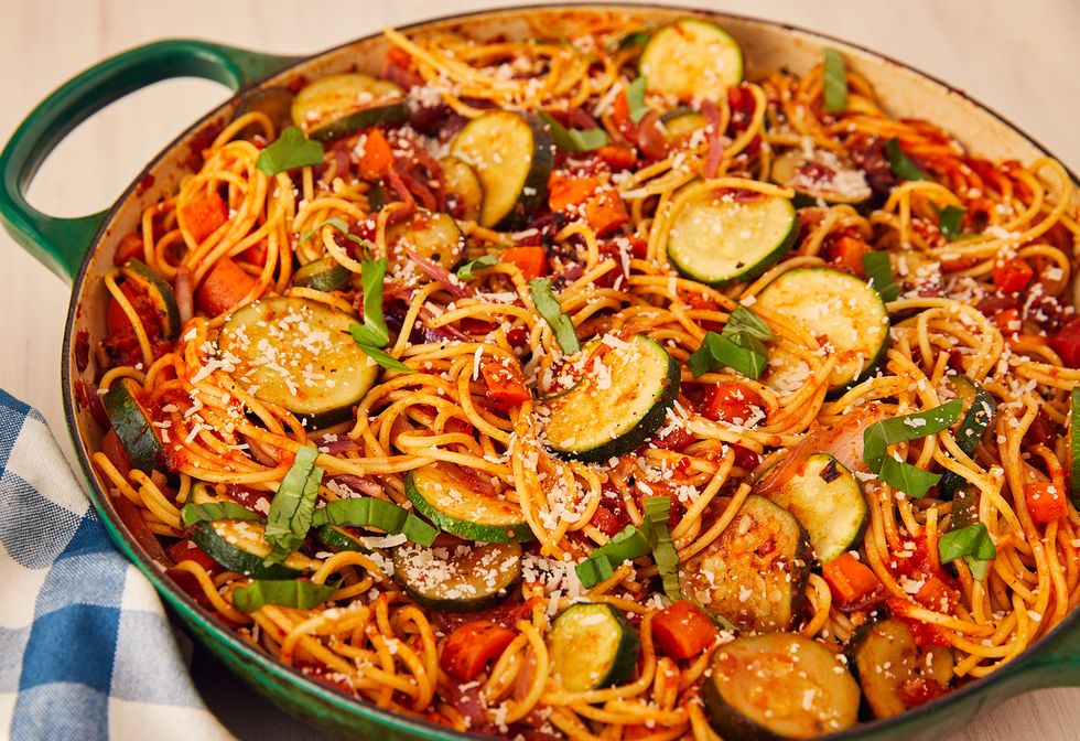 vegetable spaghetti horizontal 