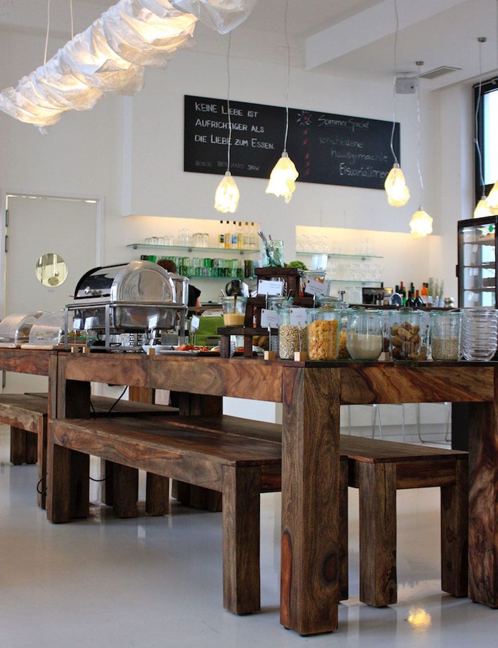 Bij Biohotel Almodvar serveren ze eensmakelijk bio en veggie ontbijtbuffet