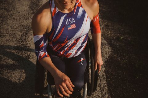 the kit sarah klecker designed for wheelchair racers, which was inspired by 1992 team usa gear klecker’s mom won the olympic marathon trials that year and cometed in the 1992 games