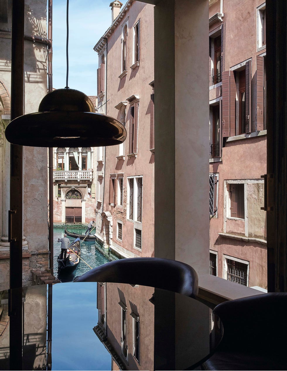 House in Venice photographed by Kasia Gatkowsa