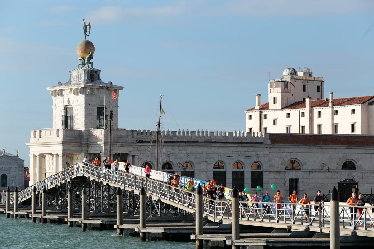 La maratona di Venezia verso il record di iscritti