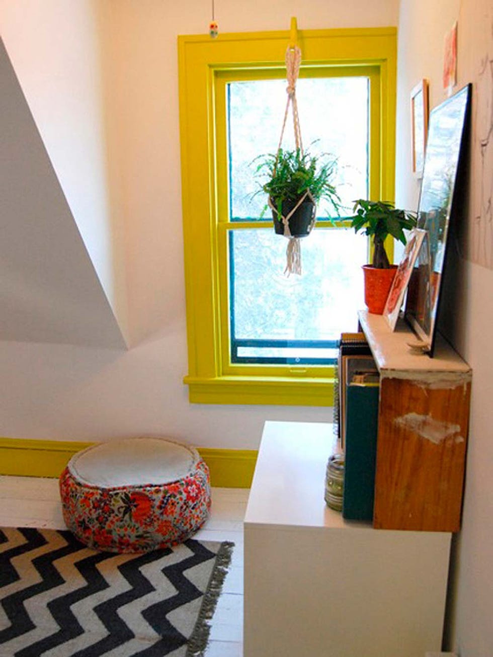 Room, Interior design, Orange, Living room, Property, Furniture, Home, Table, House, Floor, 