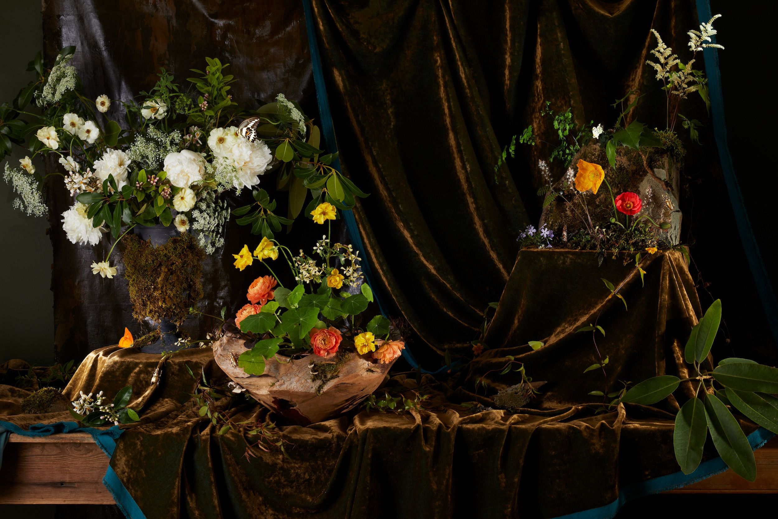 This Resin Furniture Is Filled with Eternally Blooming Flowers This Resin Furniture Is Filled with Eternally Blooming Flowers