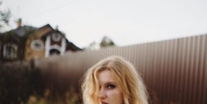 Hair, White, Shoulder, Blond, Clothing, Beauty, Lip, Fashion, Hairstyle, Long hair, 