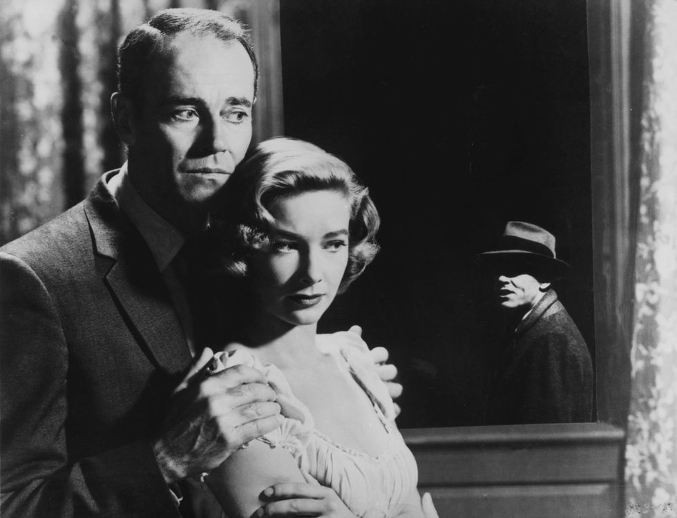 Vera Miles y Henry Fonda en 'Falso culpable'