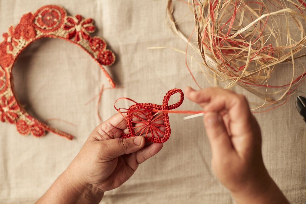 Red, Thread, Twine, Crochet, Knot, Hand, Wool, Textile, Wreath, Finger, 