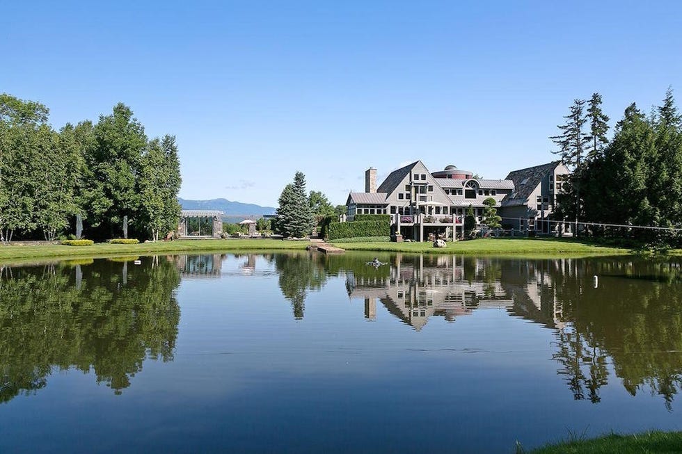 Reflection, Water, Natural landscape, Reflecting pool, Lake, Bank, Waterway, Estate, River, Sky, 