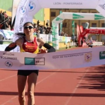 Verónica Sánchez, ganadora del medio maratón de León 2023 verónica sánchez, ganadora del medio maratón de león 2023