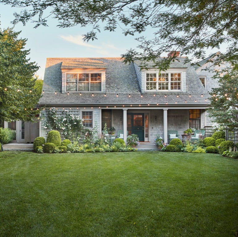 Exclusive: Veronica Swanson Beard Imbues a Nantucket Cottage with Poise and Pattern