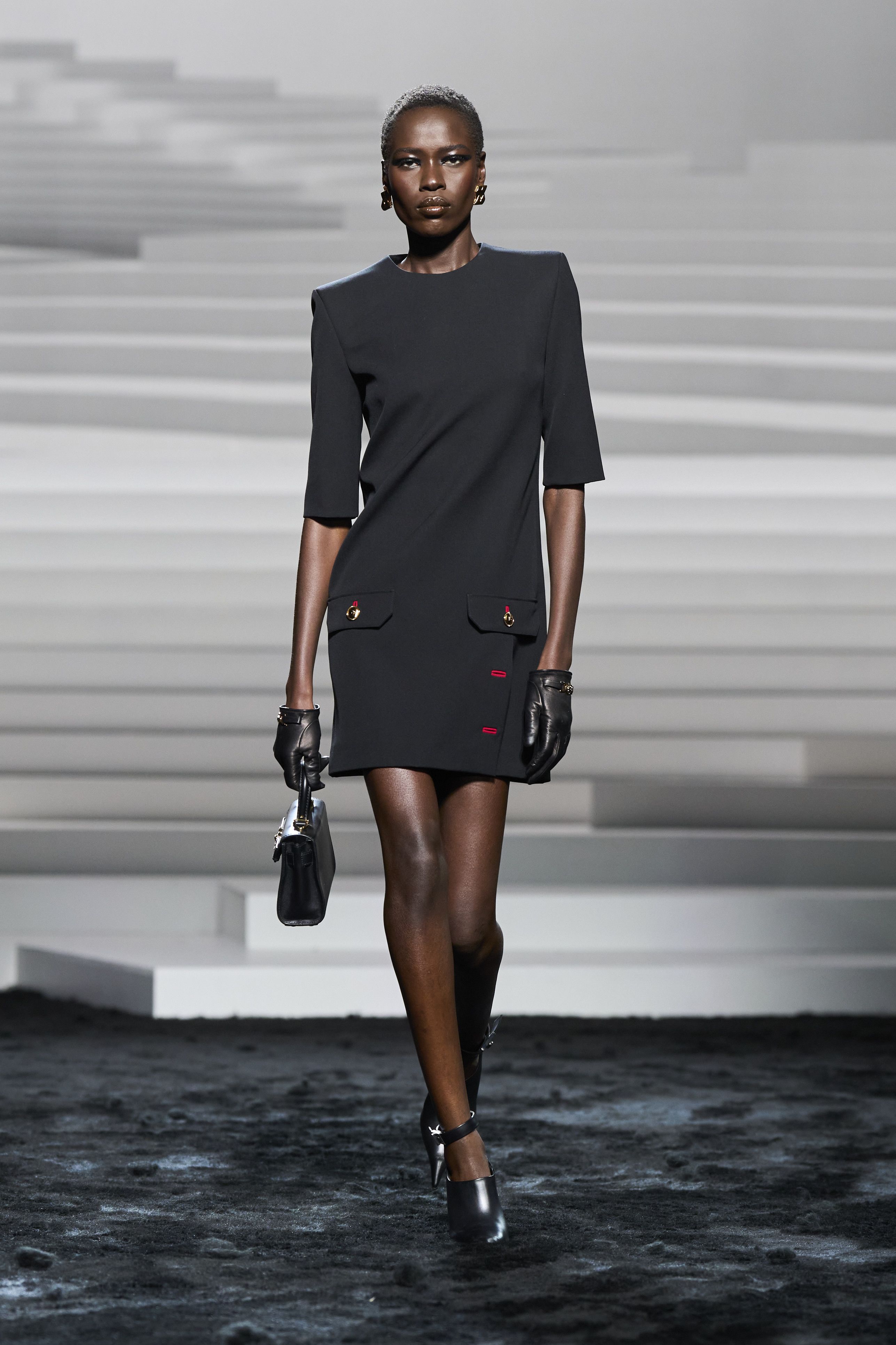 ヴェルサーチェ（VERSACE）2024-25秋冬コレクション