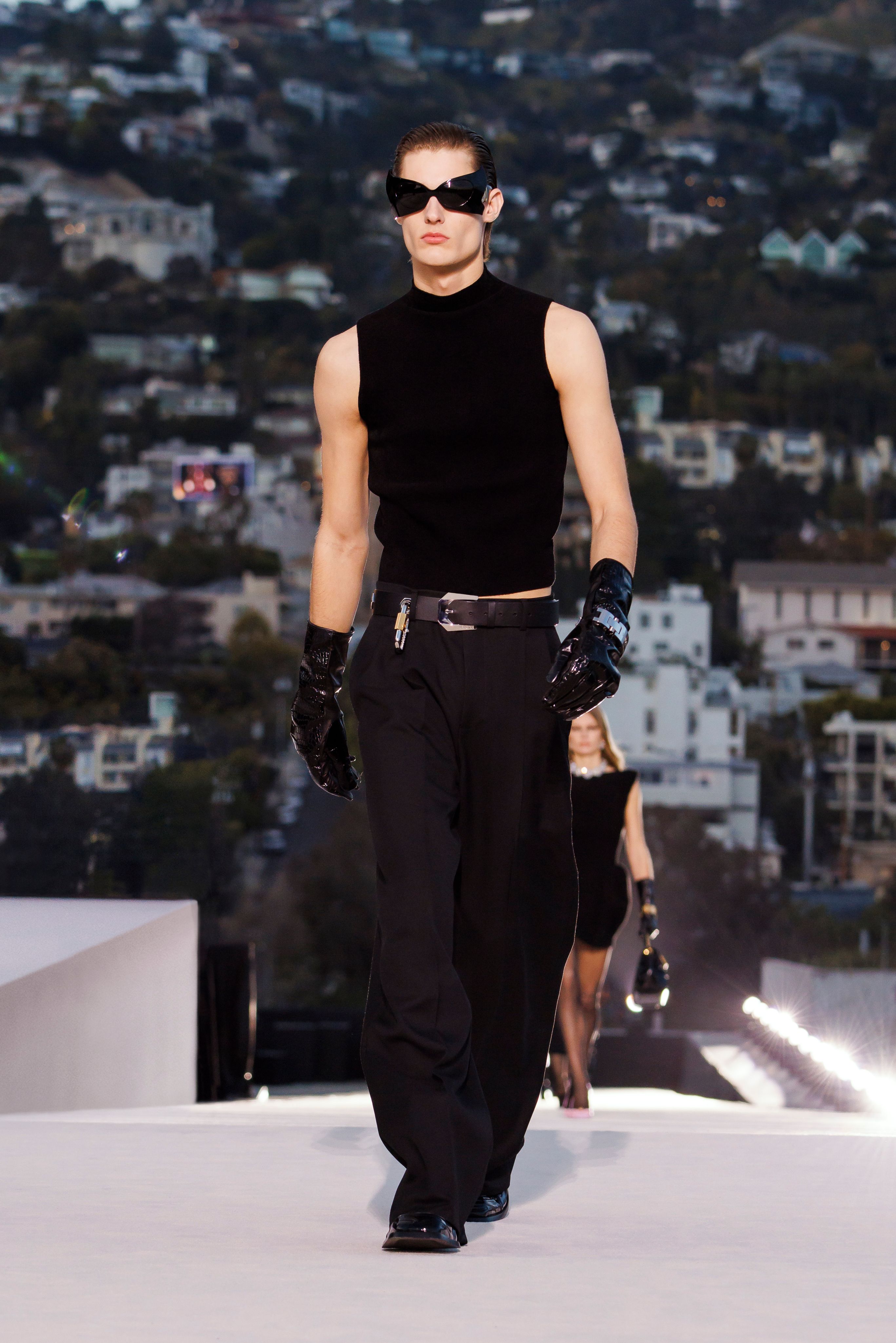 ヴェルサーチェ（VERSACE）2023秋冬コレクション | ファッション