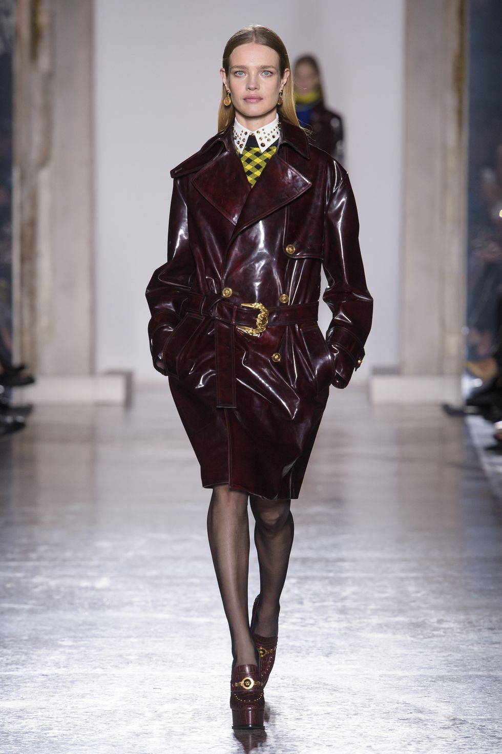 54 Looks From Versace Fall 2018 MYFW Show – Versace Runway at Milan ...