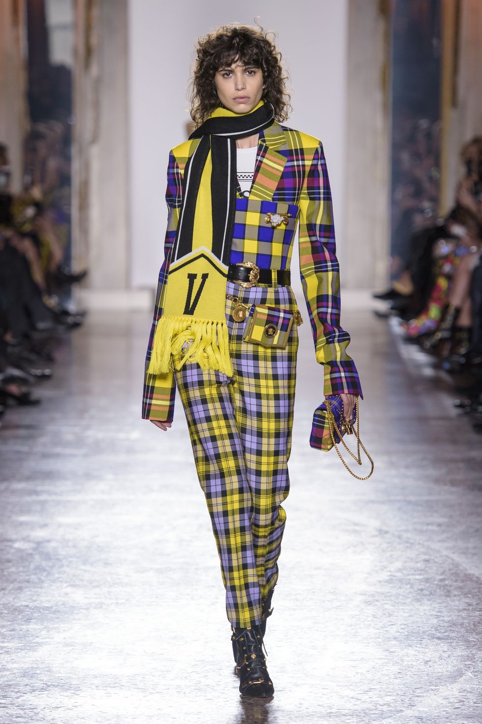 54 Looks From Versace Fall 2018 MYFW Show – Versace Runway at Milan Fashion  Week