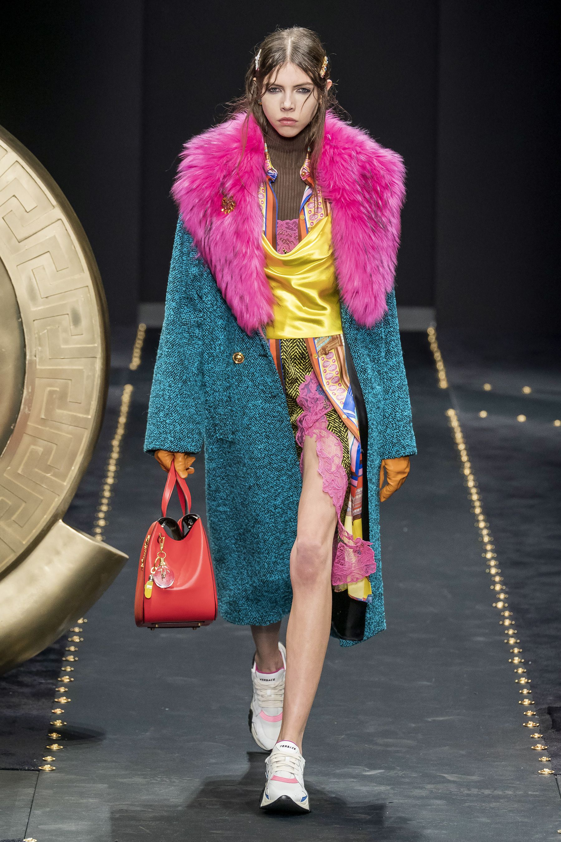 ヴェルサーチェ」（VERSACE）｜2019秋冬NY、ロンドン、ミラノ